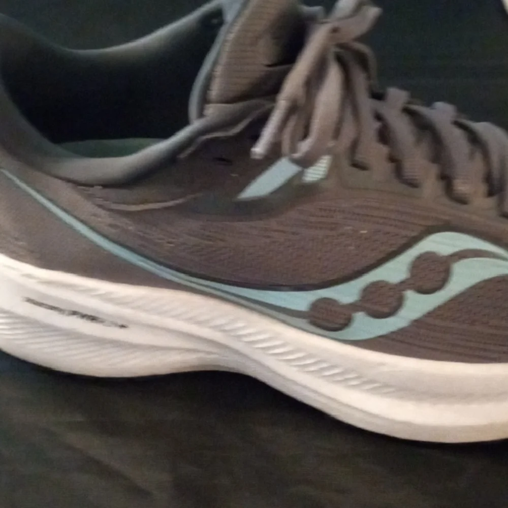 Saucony Triumph 21 Gravel Aqua Athletic Comfort Running Shoes - Picture 16 of 16